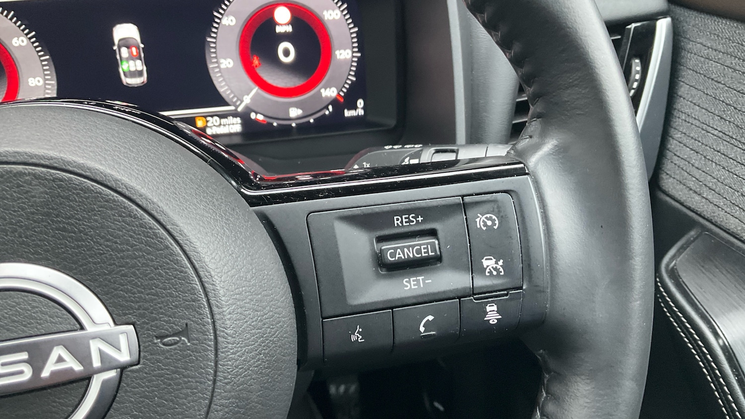 Used Nissan X-Trail 2023 for sale - 77296416: Photo 31