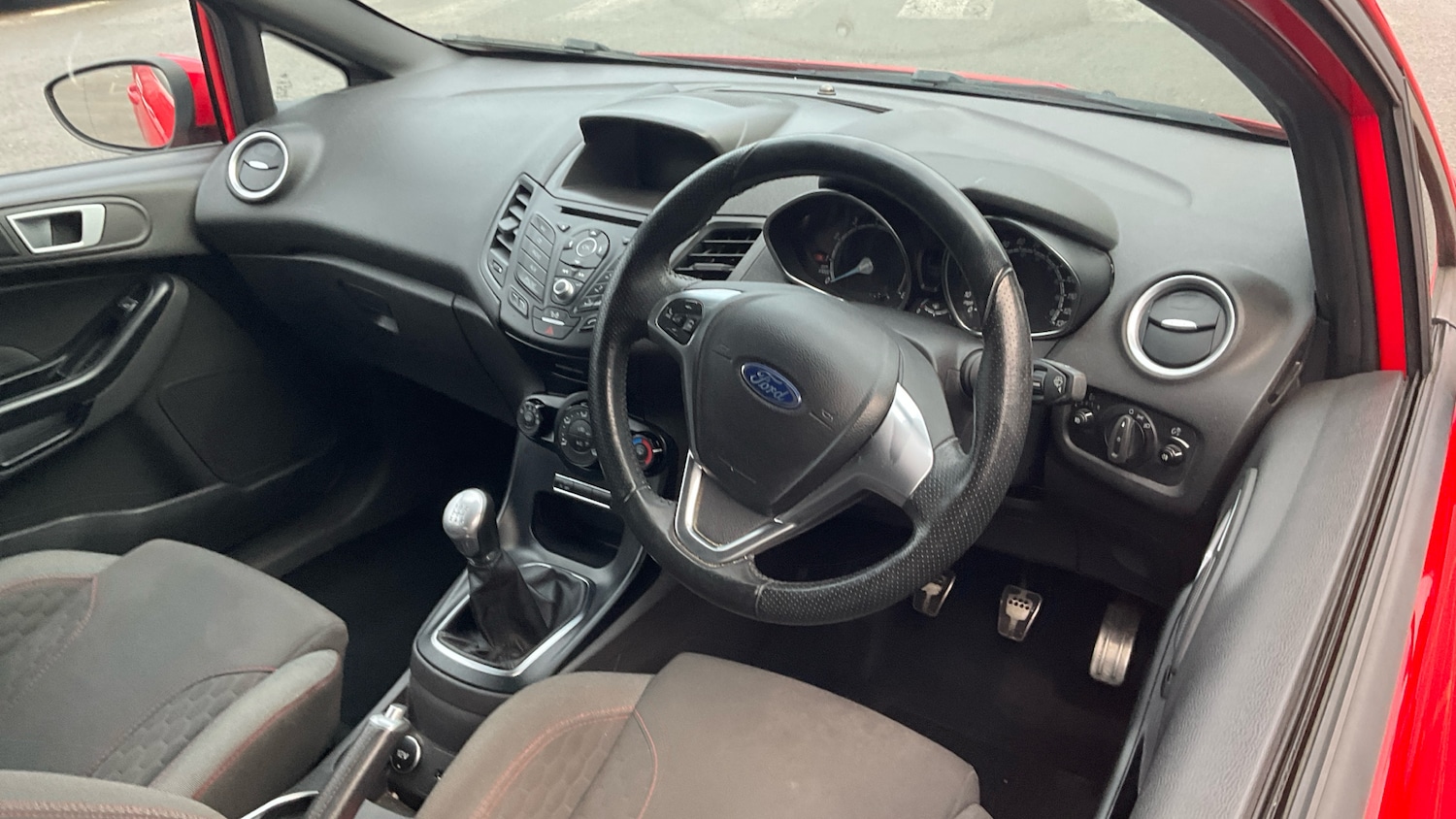 Used Ford Fiesta 2017 for sale - 77162131: Photo 11