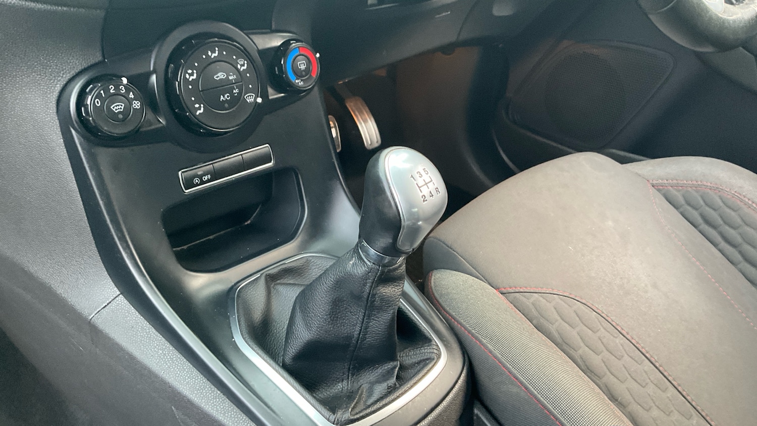 Used Ford Fiesta 2017 for sale - 77162131: Photo 13