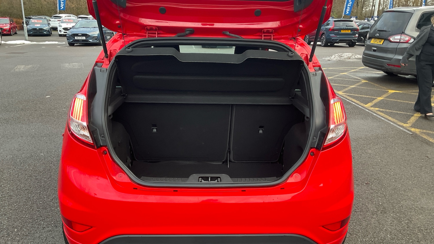 Used Ford Fiesta 2017 for sale - 77162131: Photo 4