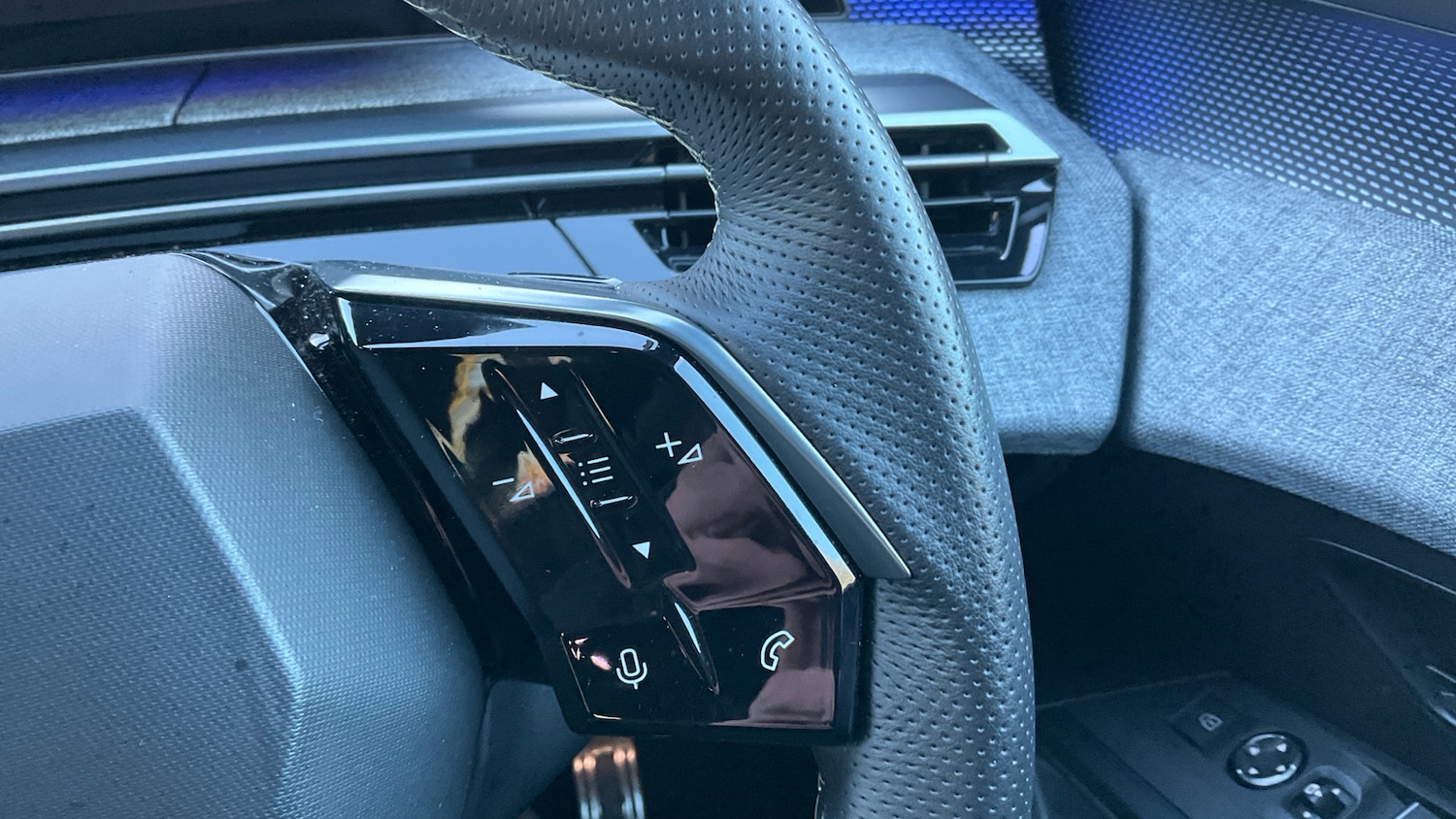 Used Peugeot 3008 2024 for sale - 77562452: Photo 33