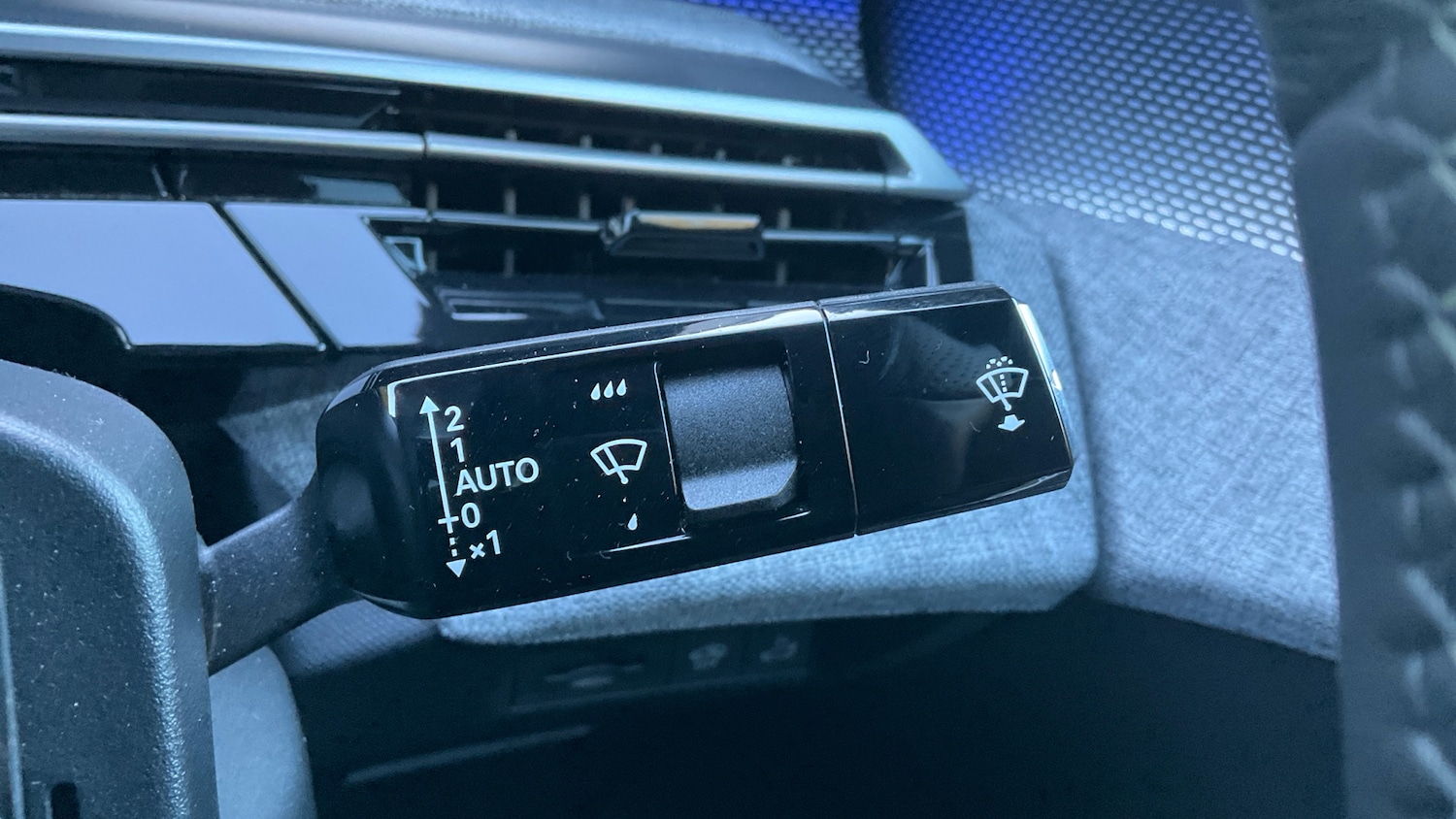 Used Peugeot 3008 2024 for sale - 77562452: Photo 35