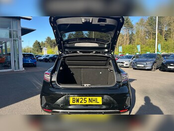 Used Renault Clio 2025 for sale - 78353192: Photo