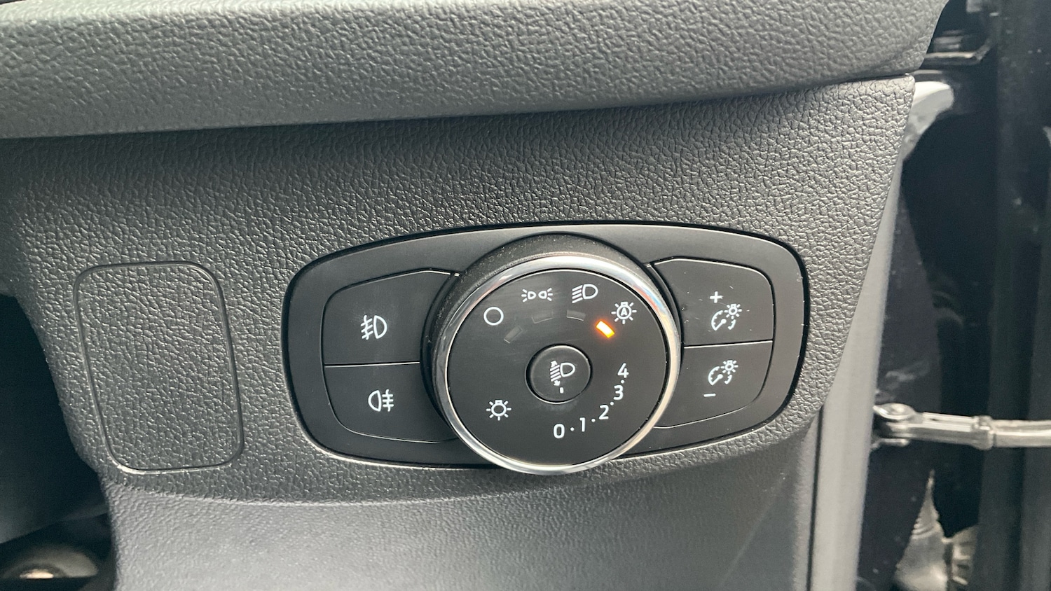 Used Ford Focus 2023 for sale - 76718806: Photo 32