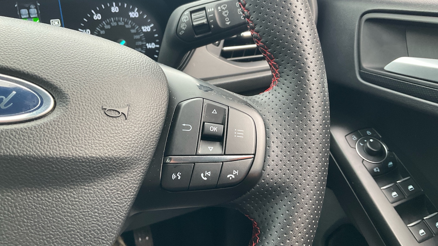 Used Ford Focus 2023 for sale - 76718806: Photo 40