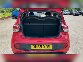 Used Hyundai i10 2019 for sale - 78800678: Photo