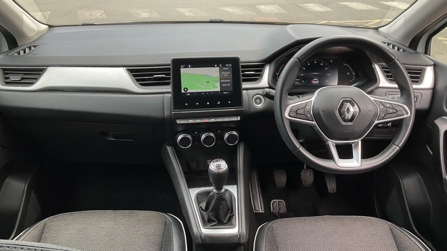 Used Renault Captur 2023 for sale - 77871894: Photo 10