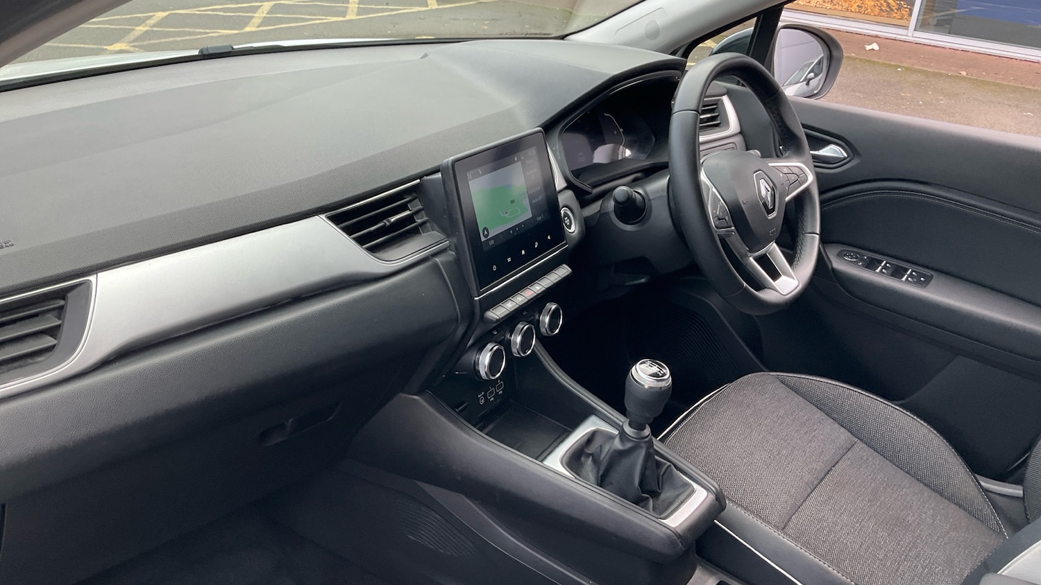 Used Renault Captur 2023 for sale - 77871894: Photo 9