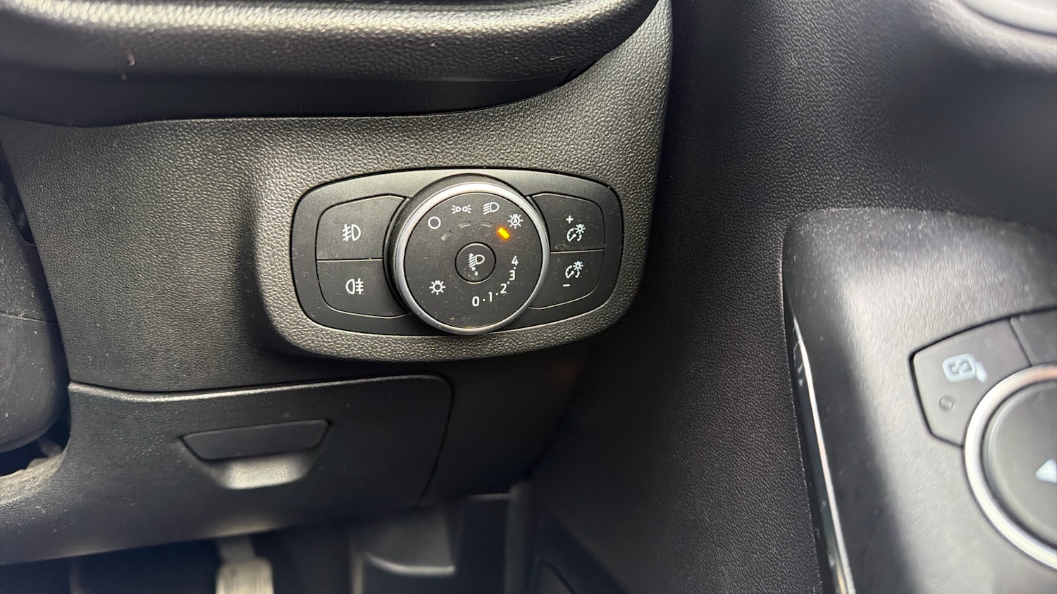 Used Ford Fiesta 2019 for sale - 77635261: Photo 26