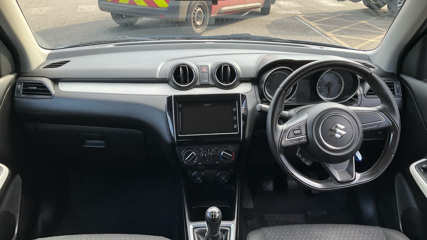 Used Suzuki Swift 2018 for sale - 77766204: Photo 10