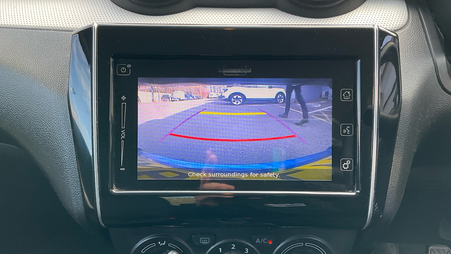 Used Suzuki Swift 2018 for sale - 77766204: Photo 31