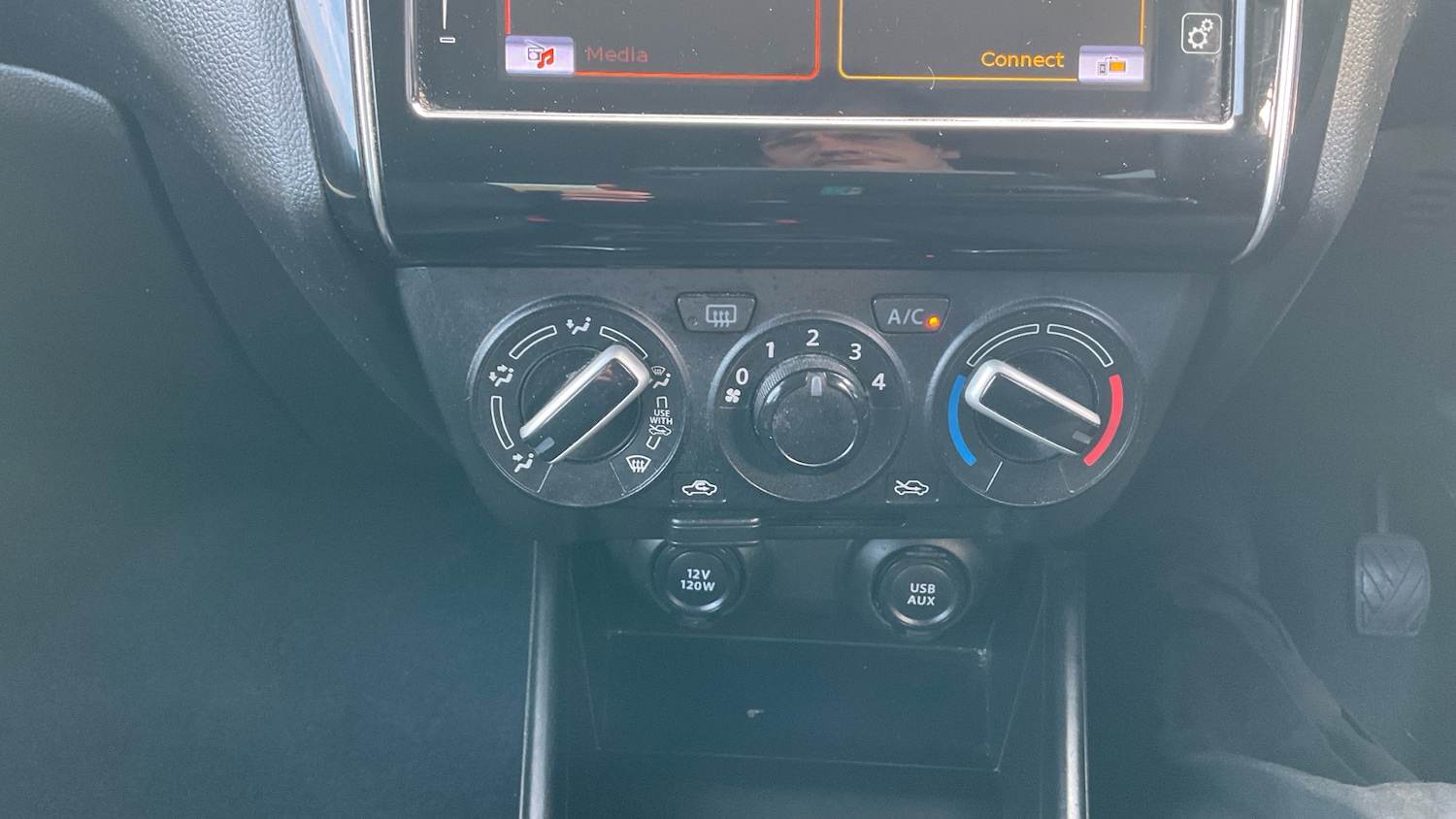 Used Suzuki Swift 2018 for sale - 77766204: Photo 32