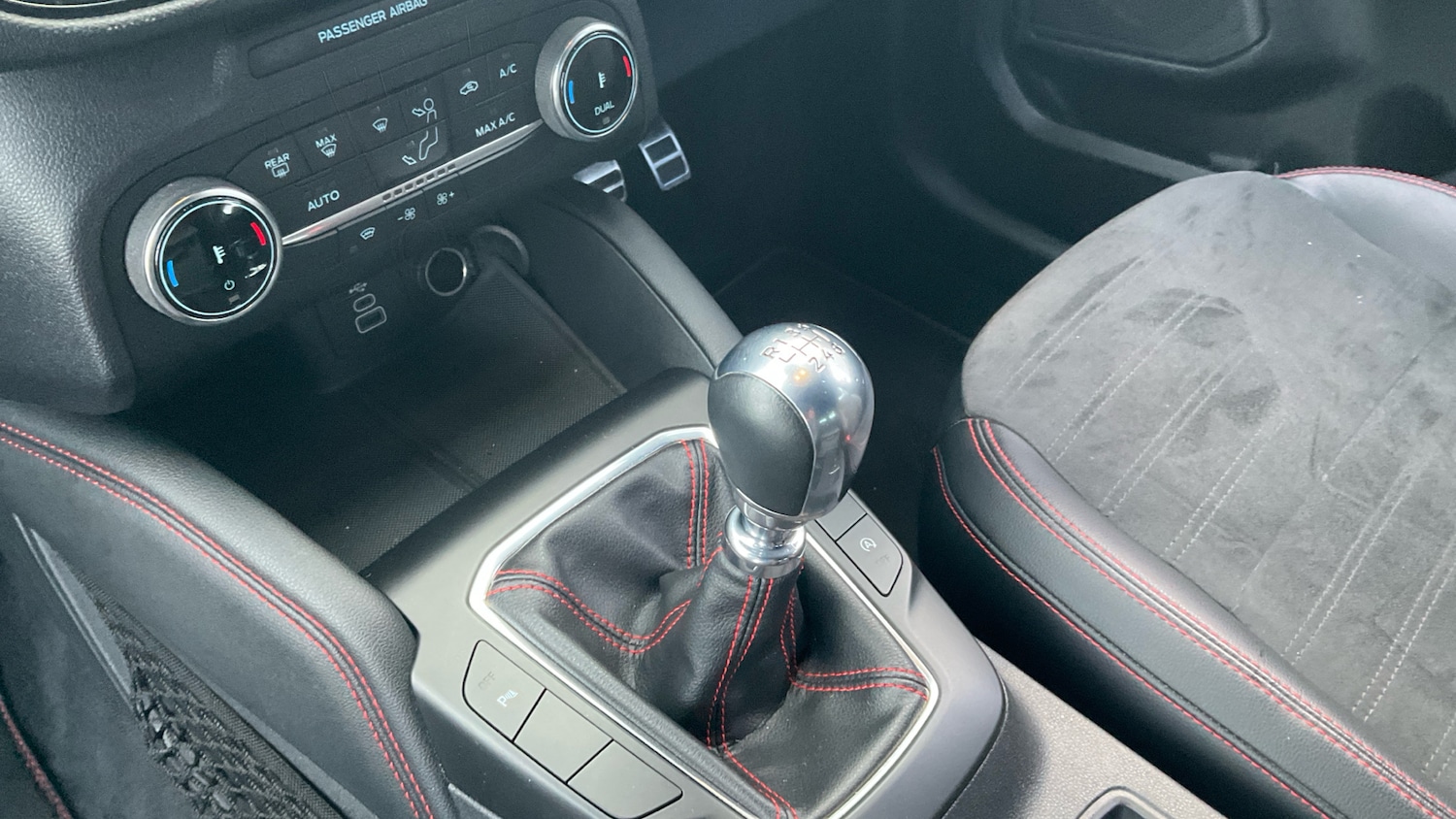 Used Ford Kuga 2022 for sale - 76968357: Photo 13