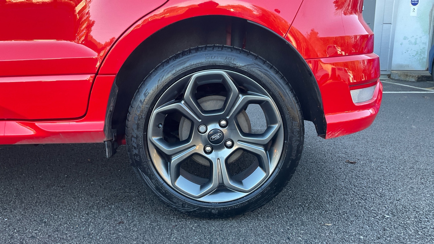 Used Ford Ecosport 2020 for sale - 76705688: Photo 21