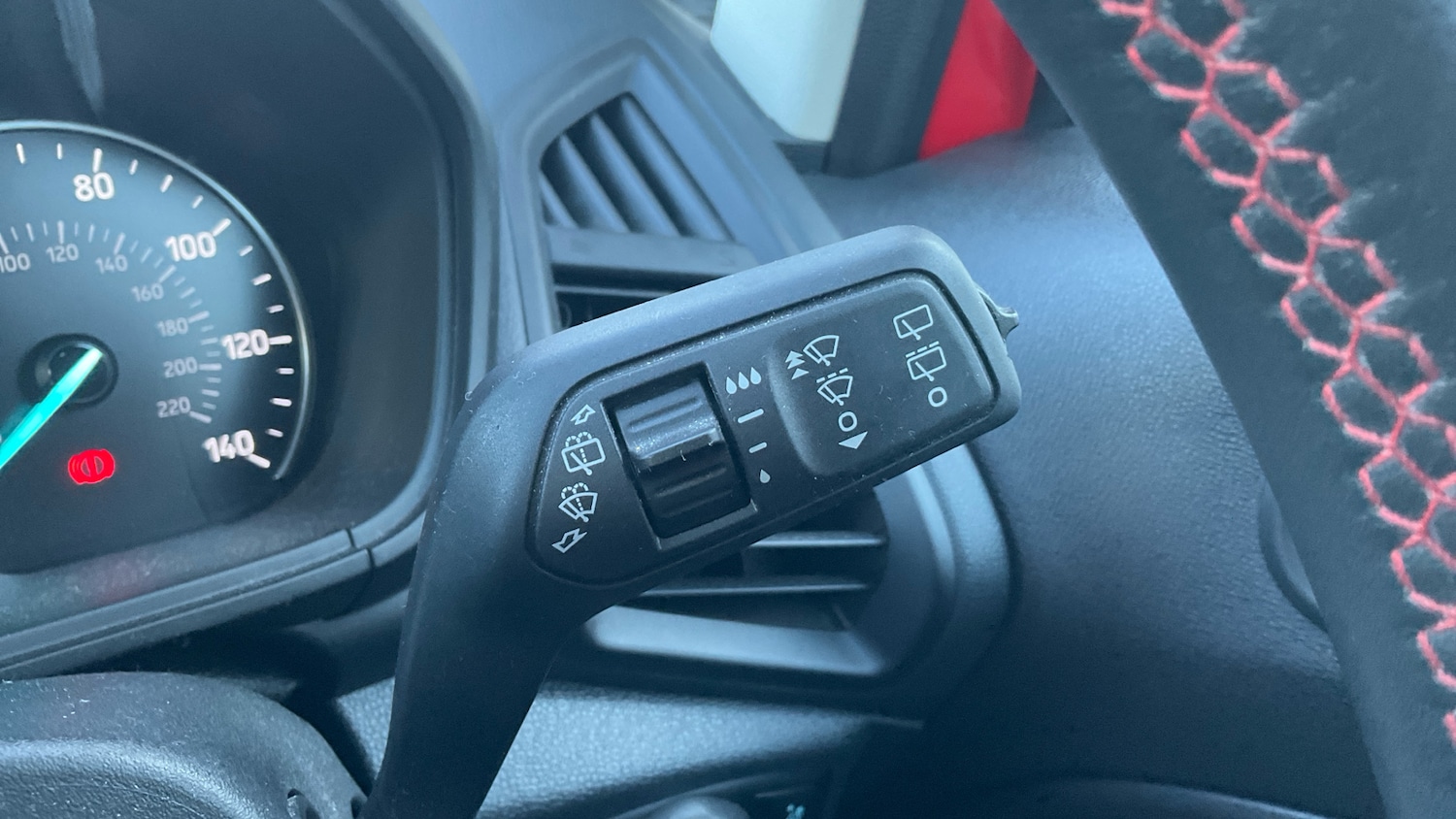 Used Ford Ecosport 2020 for sale - 76705688: Photo 32