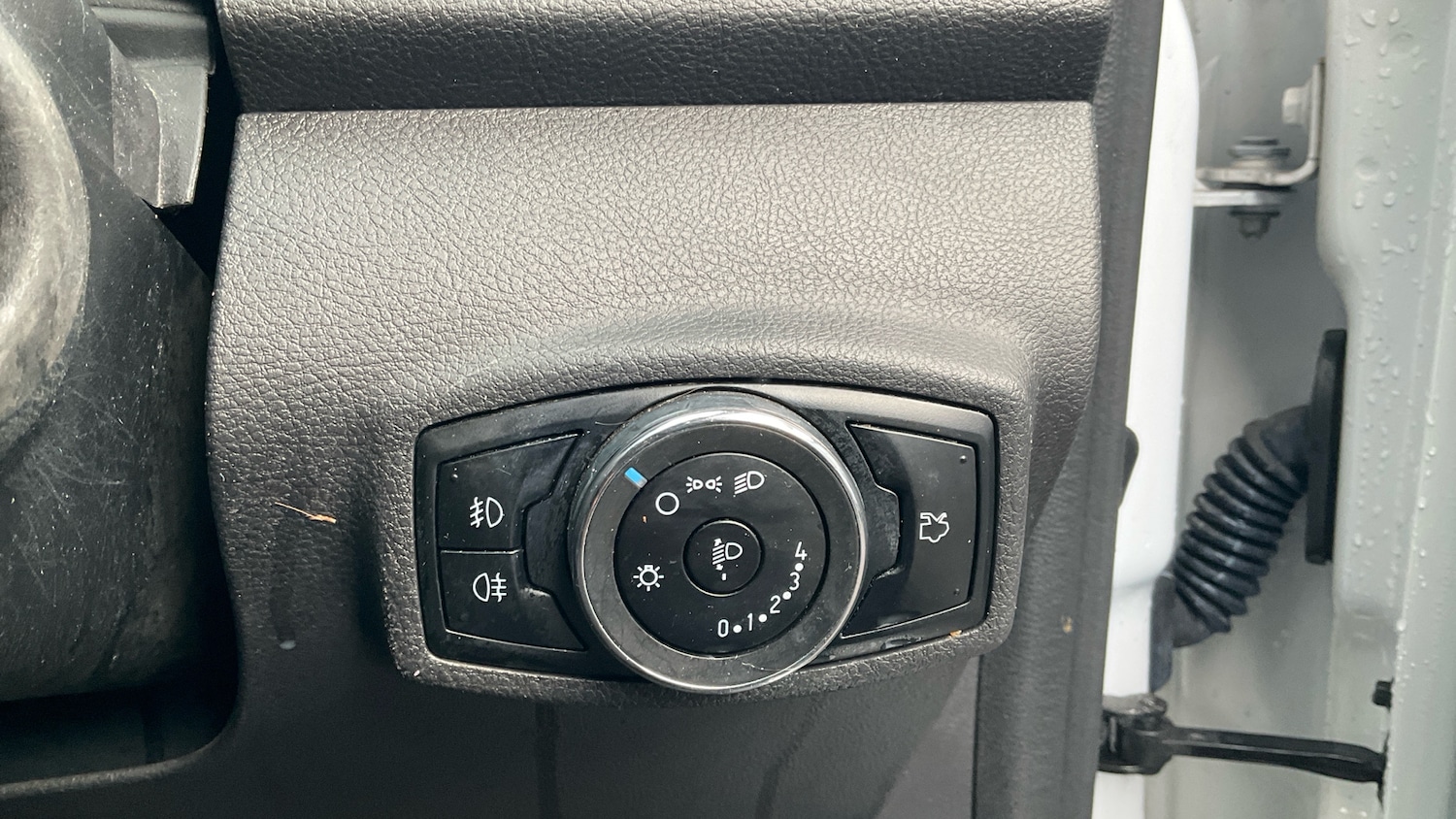 Used Ford Ka+ 2019 for sale - 77353568: Photo 28