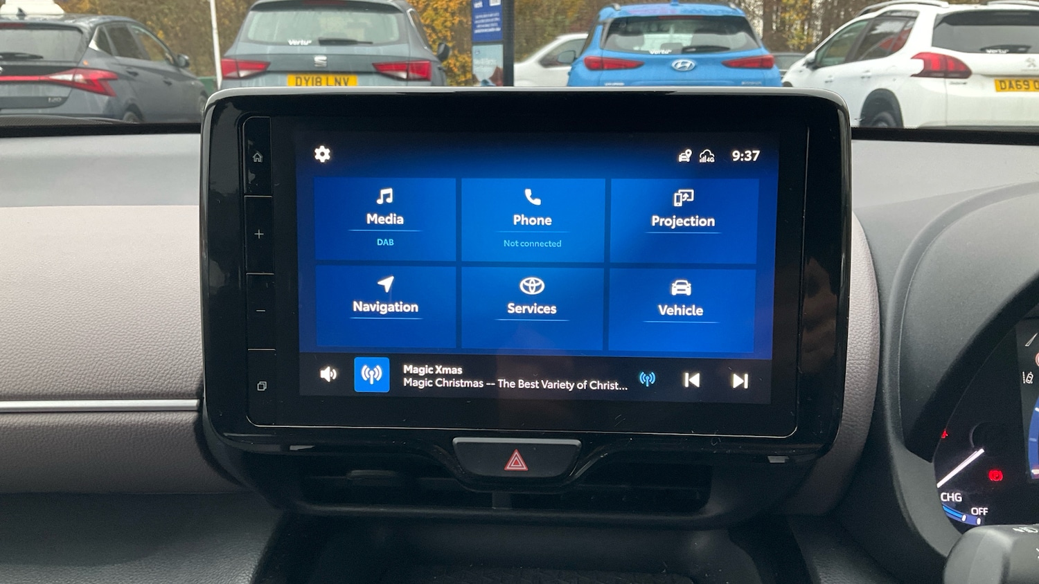 Used Toyota Yaris Cross 2023 for sale - 76517512: Photo 12