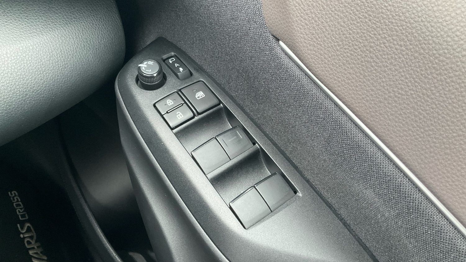 Used Toyota Yaris Cross 2023 for sale - 76517512: Photo 26