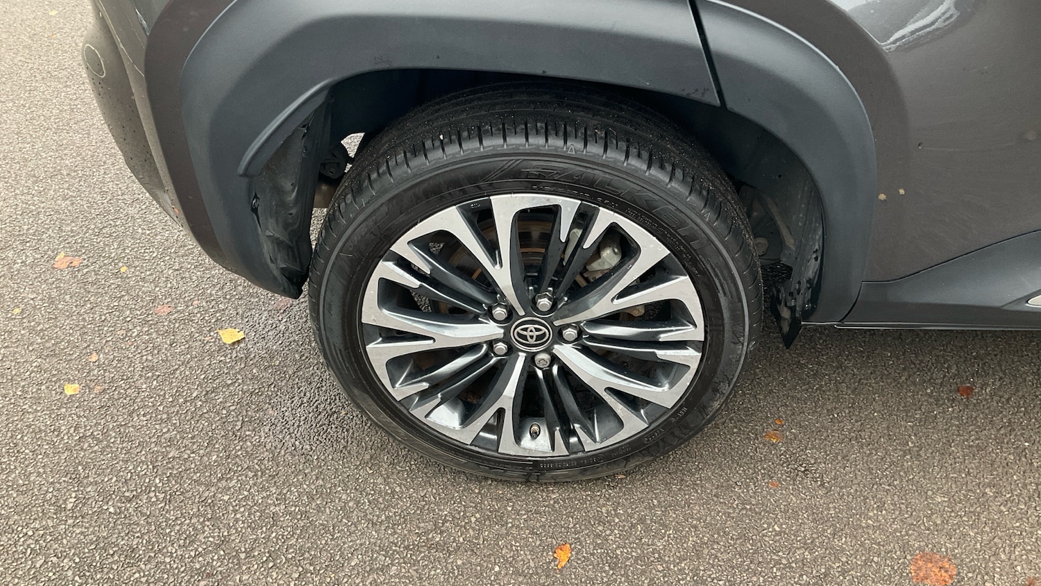 Used Toyota Yaris Cross 2023 for sale - 76517512: Photo 32