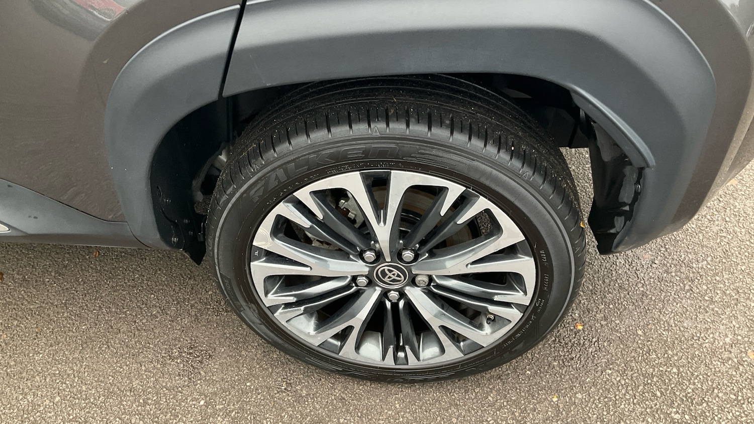 Used Toyota Yaris Cross 2023 for sale - 76517512: Photo 33