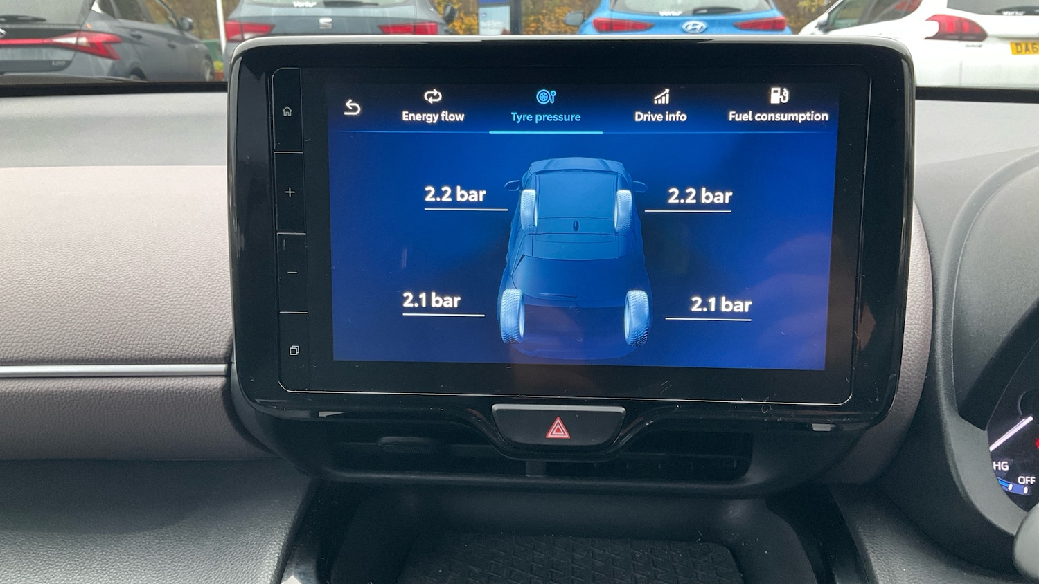 Used Toyota Yaris Cross 2023 for sale - 76517512: Photo 40