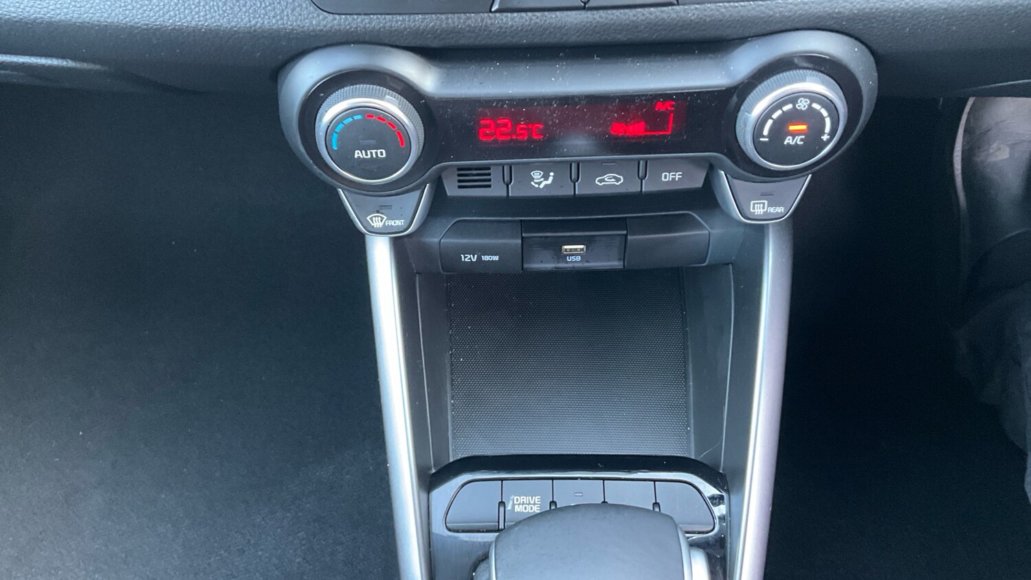 Used Kia Stonic 2023 for sale - 77675306: Photo 34