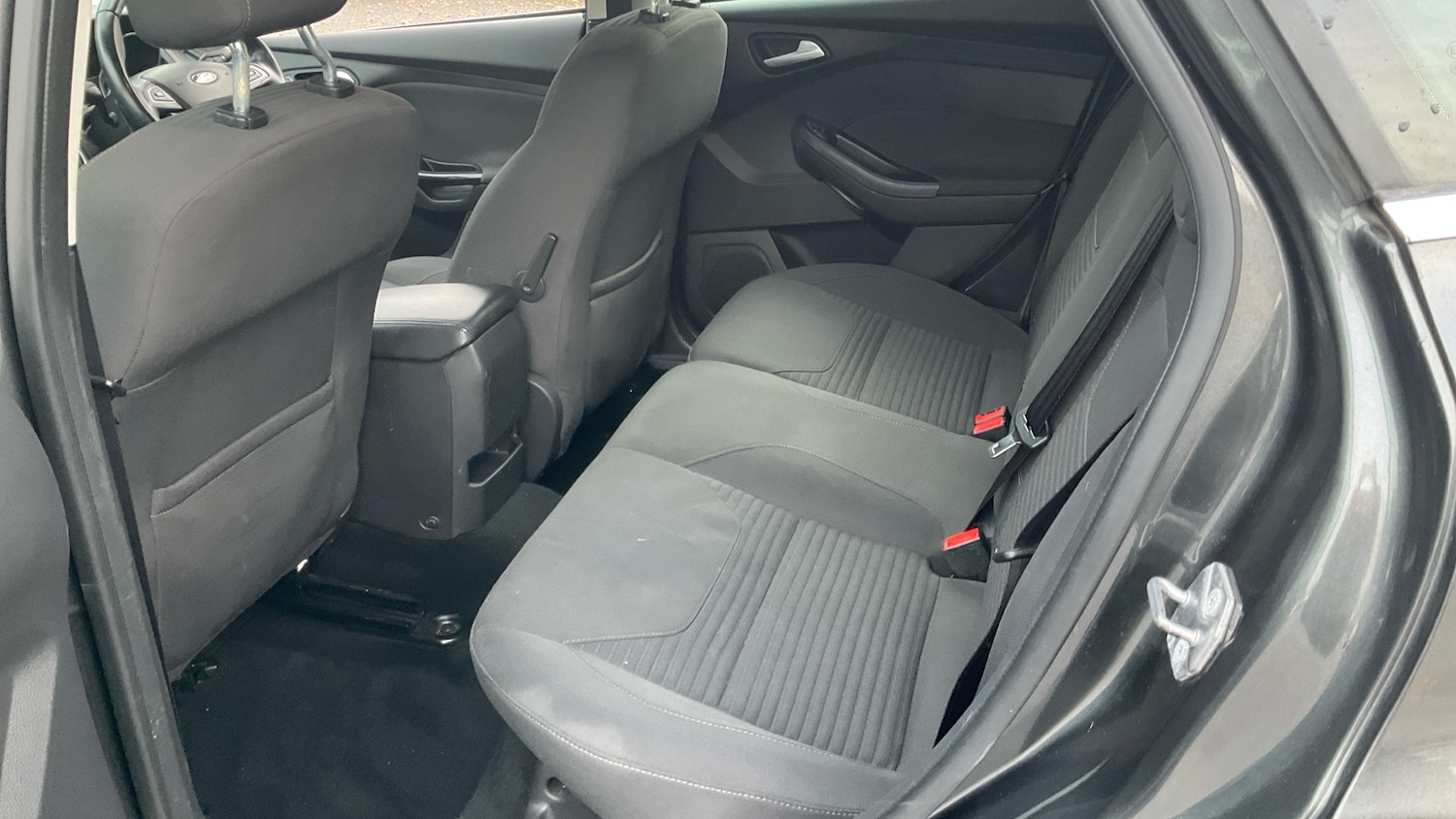 Used Ford Focus 2015 for sale - 76891623: Photo 16