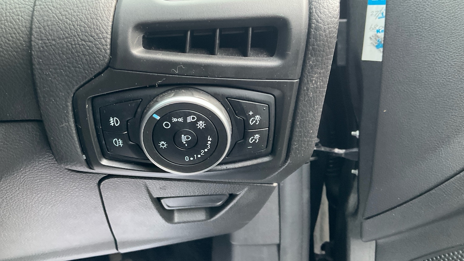 Used Ford Focus 2015 for sale - 76891623: Photo 29