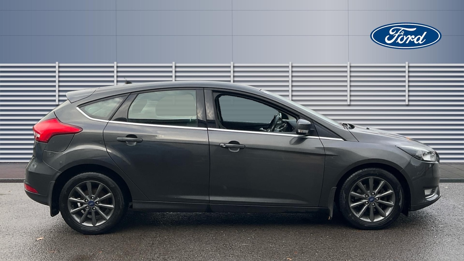 Used Ford Focus 2015 for sale - 76891623: Photo 5