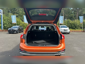 Used Ford Focus 2019 for sale - 79430190: Photo