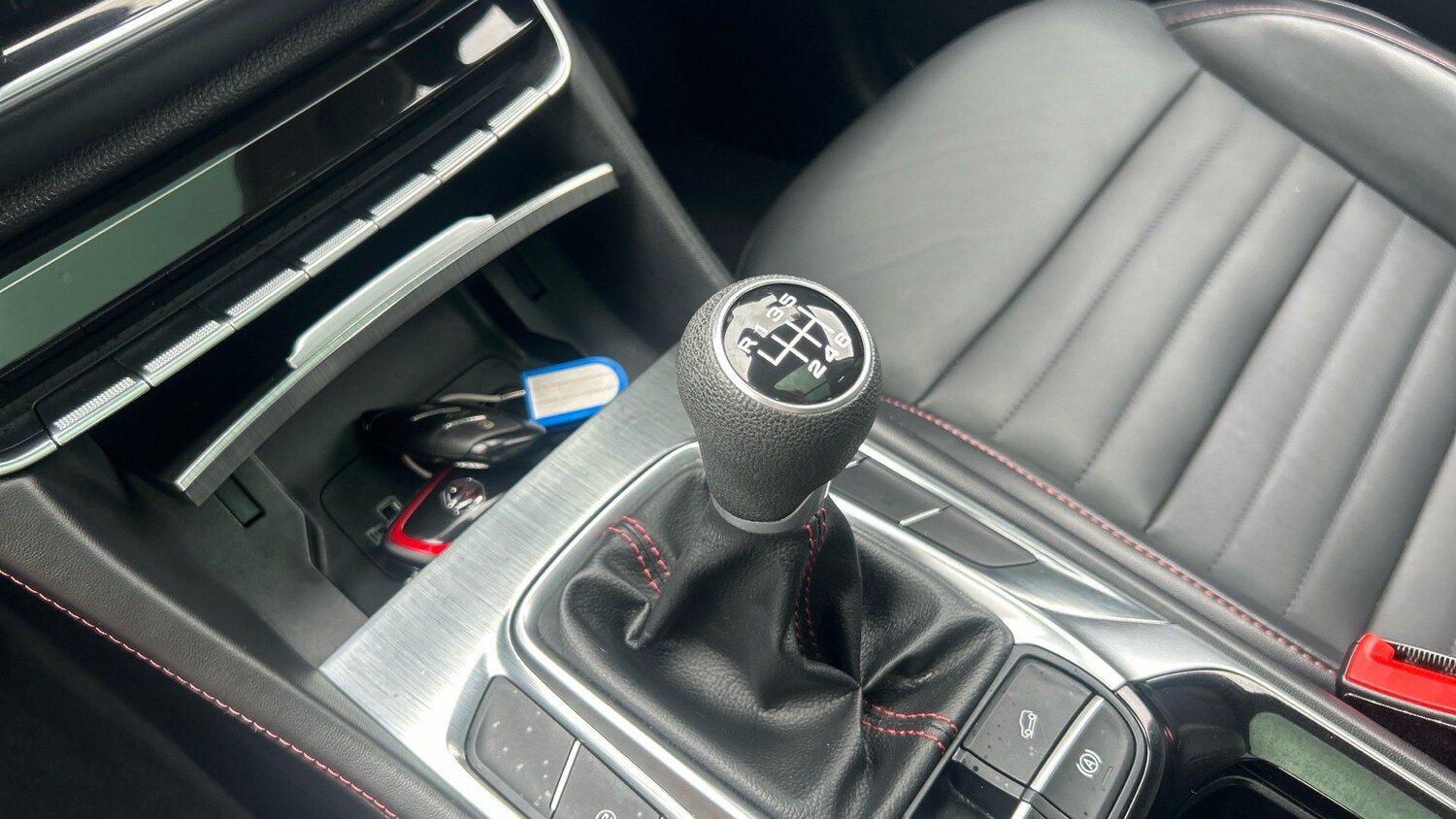 2022 MG MG HS 1.5 T-GDI Exclusive 5dr Petrol Hatchback Hatchback Petrol Manual - Picture 13 of 24