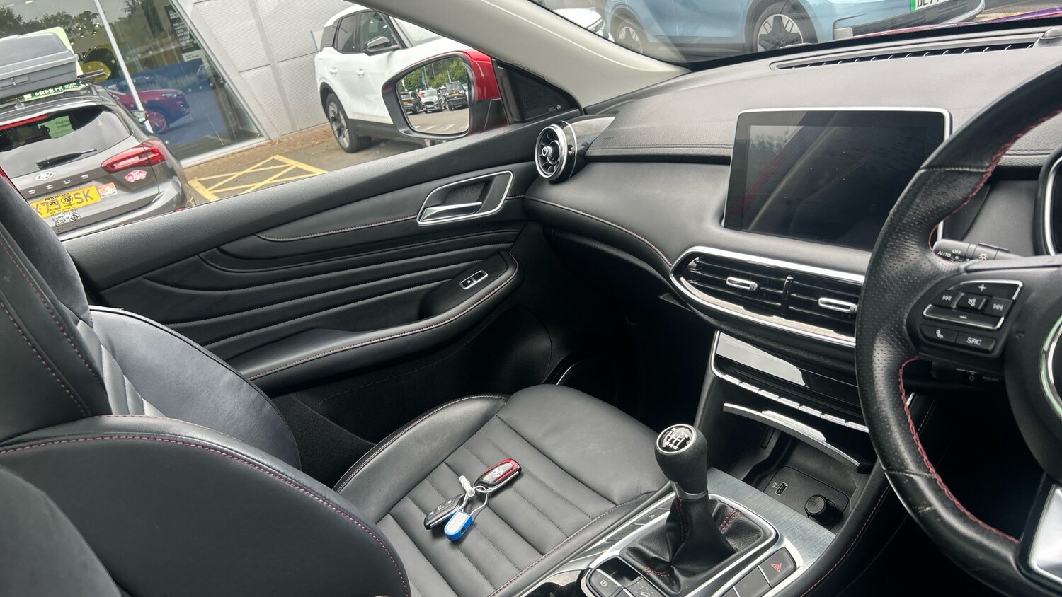 2022 MG MG HS 1.5 T-GDI Exclusive 5dr Petrol Hatchback Hatchback Petrol Manual - Picture 14 of 24
