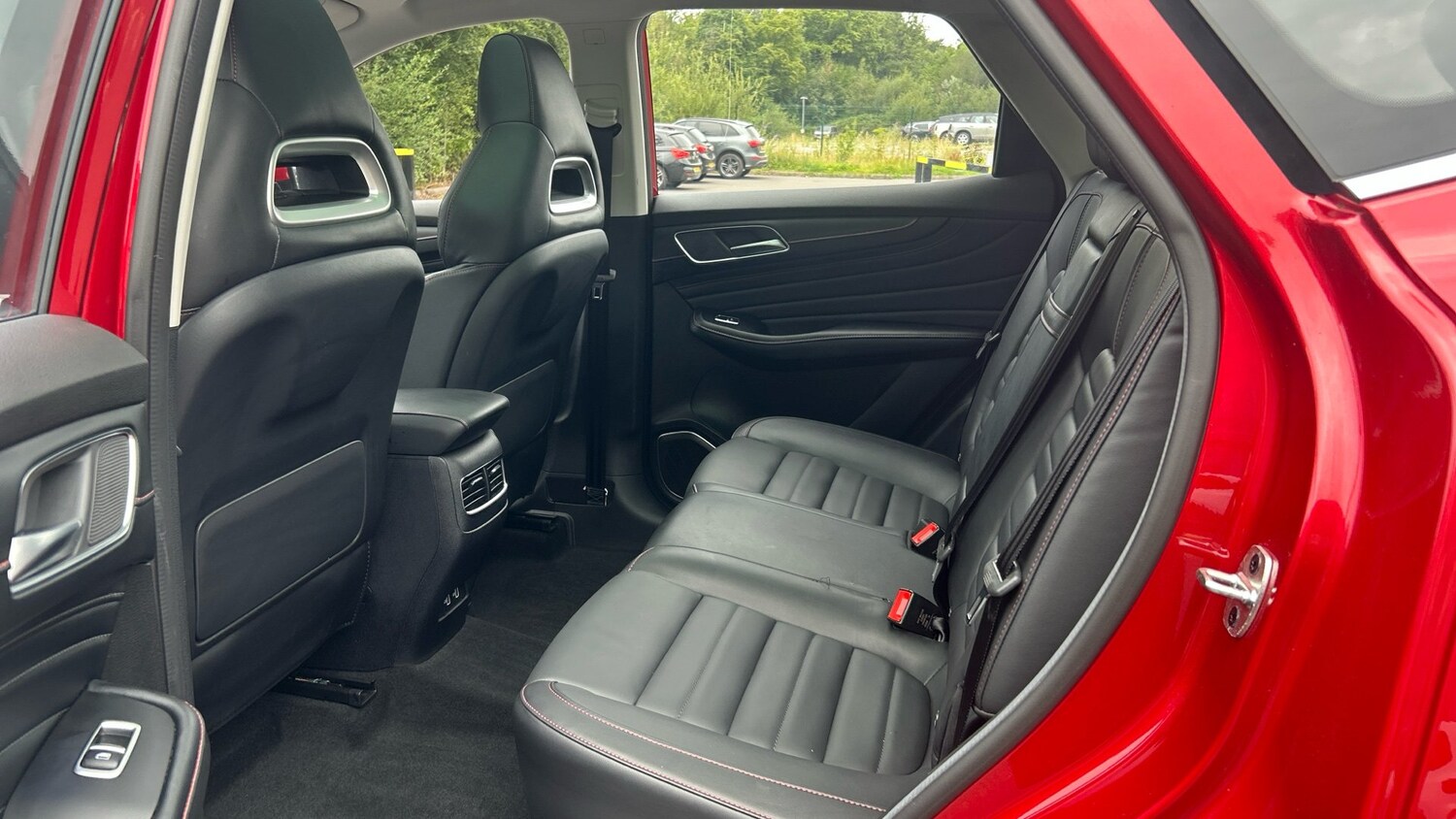 2022 MG MG HS 1.5 T-GDI Exclusive 5dr Petrol Hatchback Hatchback Petrol Manual - Picture 16 of 24