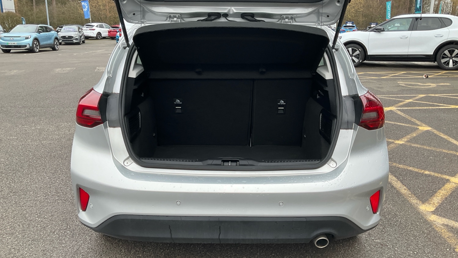 Used Ford Focus 2023 for sale - 77445589: Photo 4