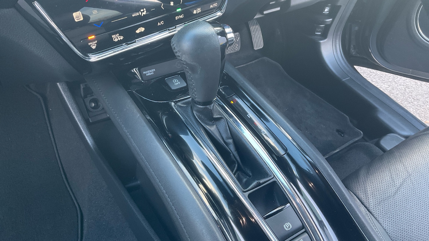 Used Honda HR-V 2018 for sale - 77053117: Photo 13