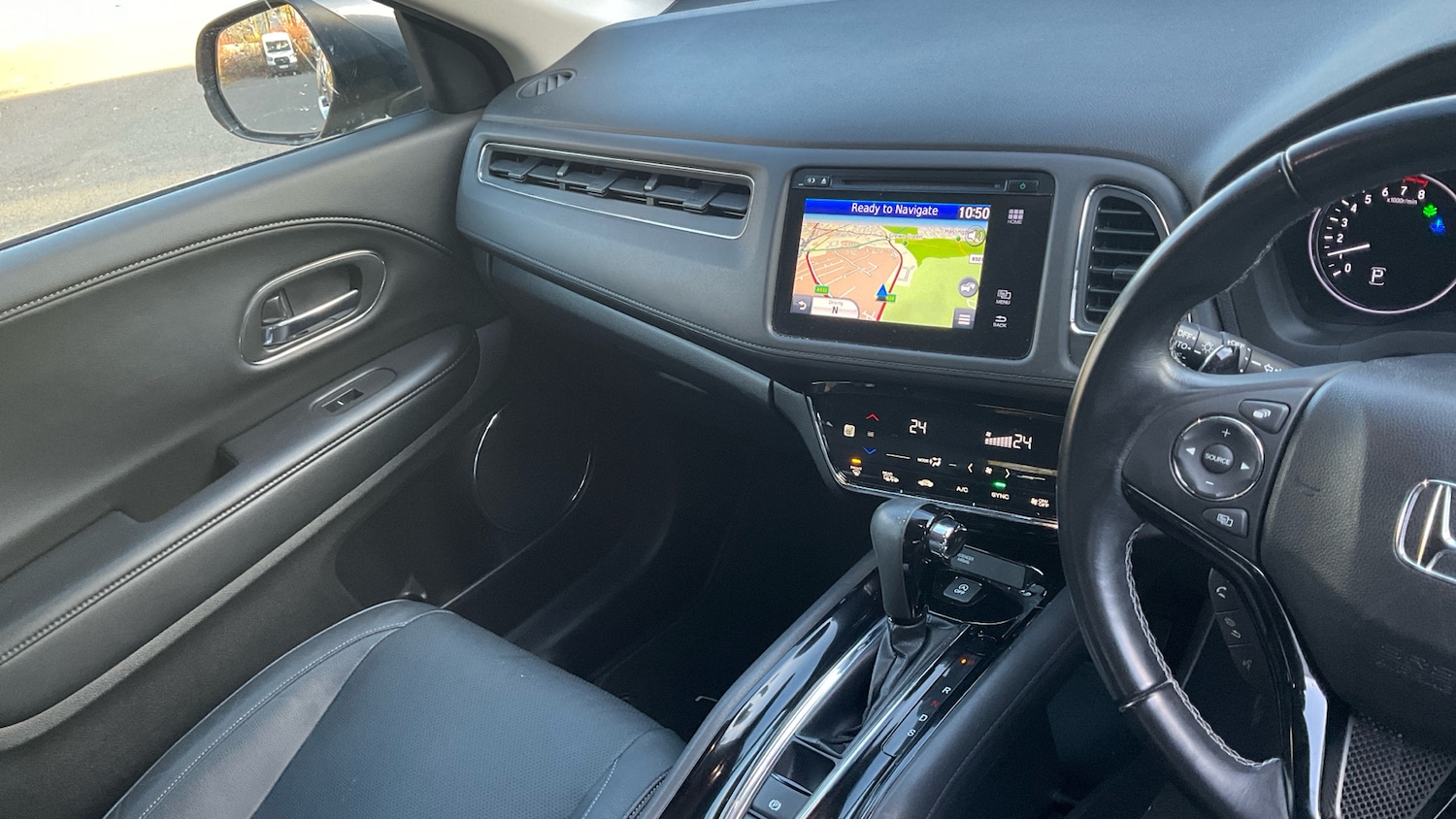 Used Honda HR-V 2018 for sale - 77053117: Photo 14