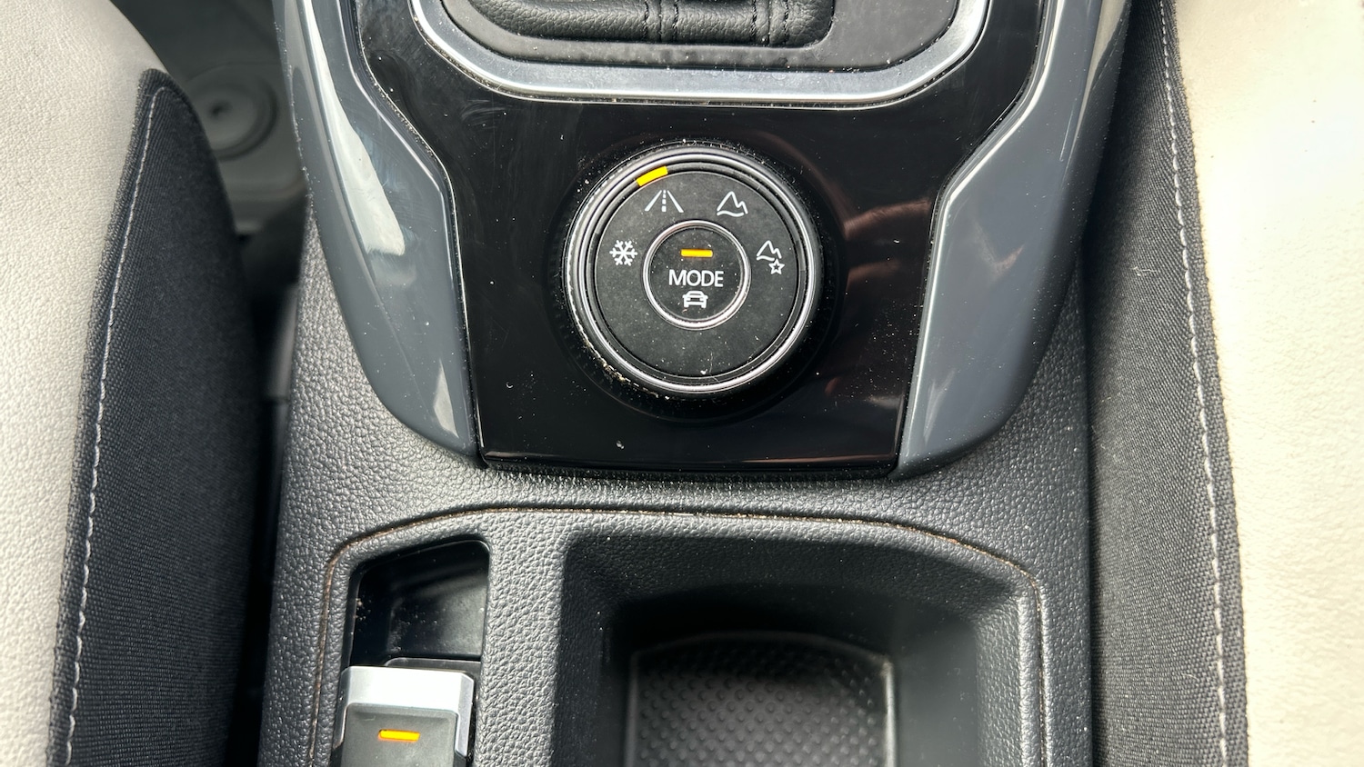 Used Volkswagen T-Roc 2018 for sale - 76063696: Photo 27