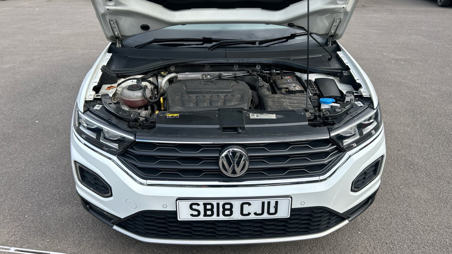 Used Volkswagen T-Roc 2018 for sale - 76063696: Photo 8