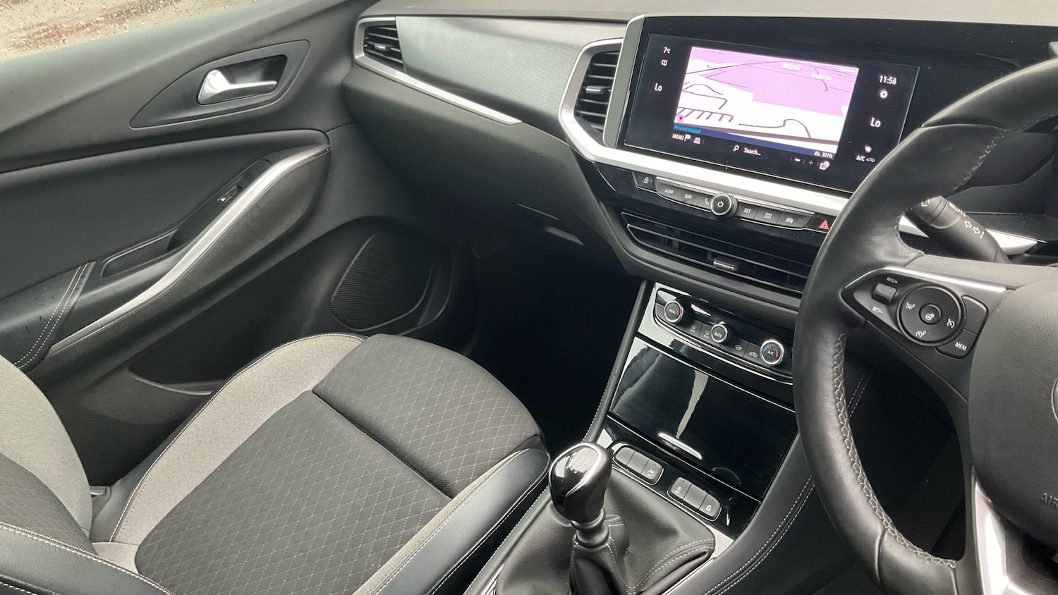 Used Vauxhall Grandland 2022 for sale - 76756915: Photo 14