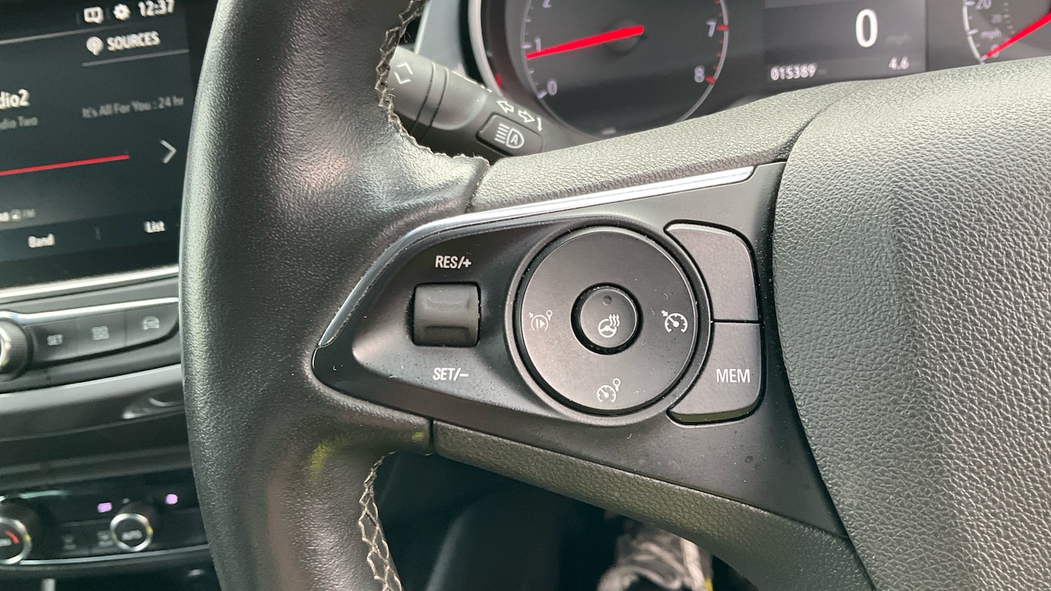 Used Vauxhall Crossland 2022 for sale - 76750395: Photo 30