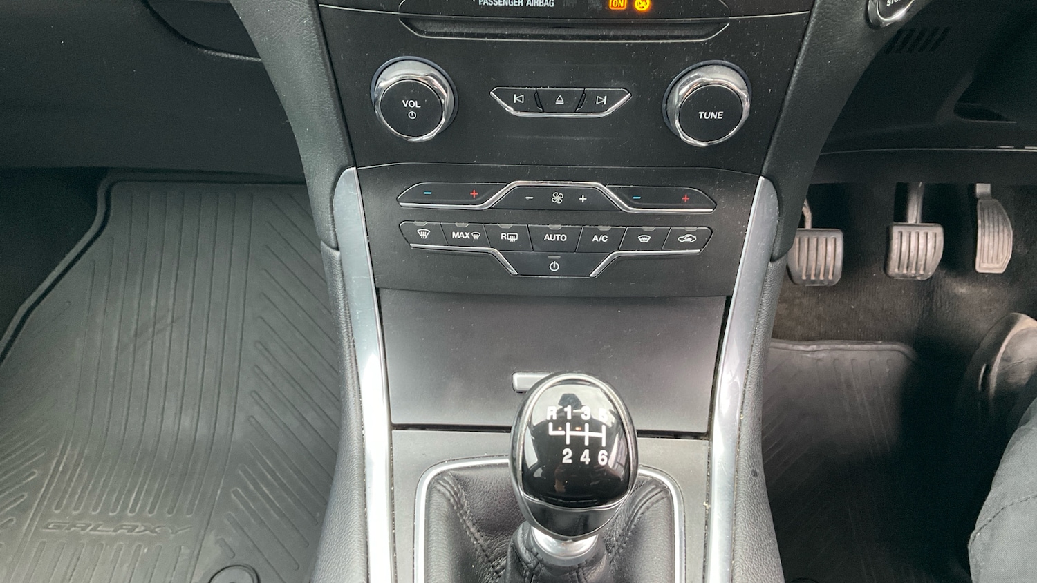 Used Ford Galaxy 2015 for sale - 77675324: Photo 40