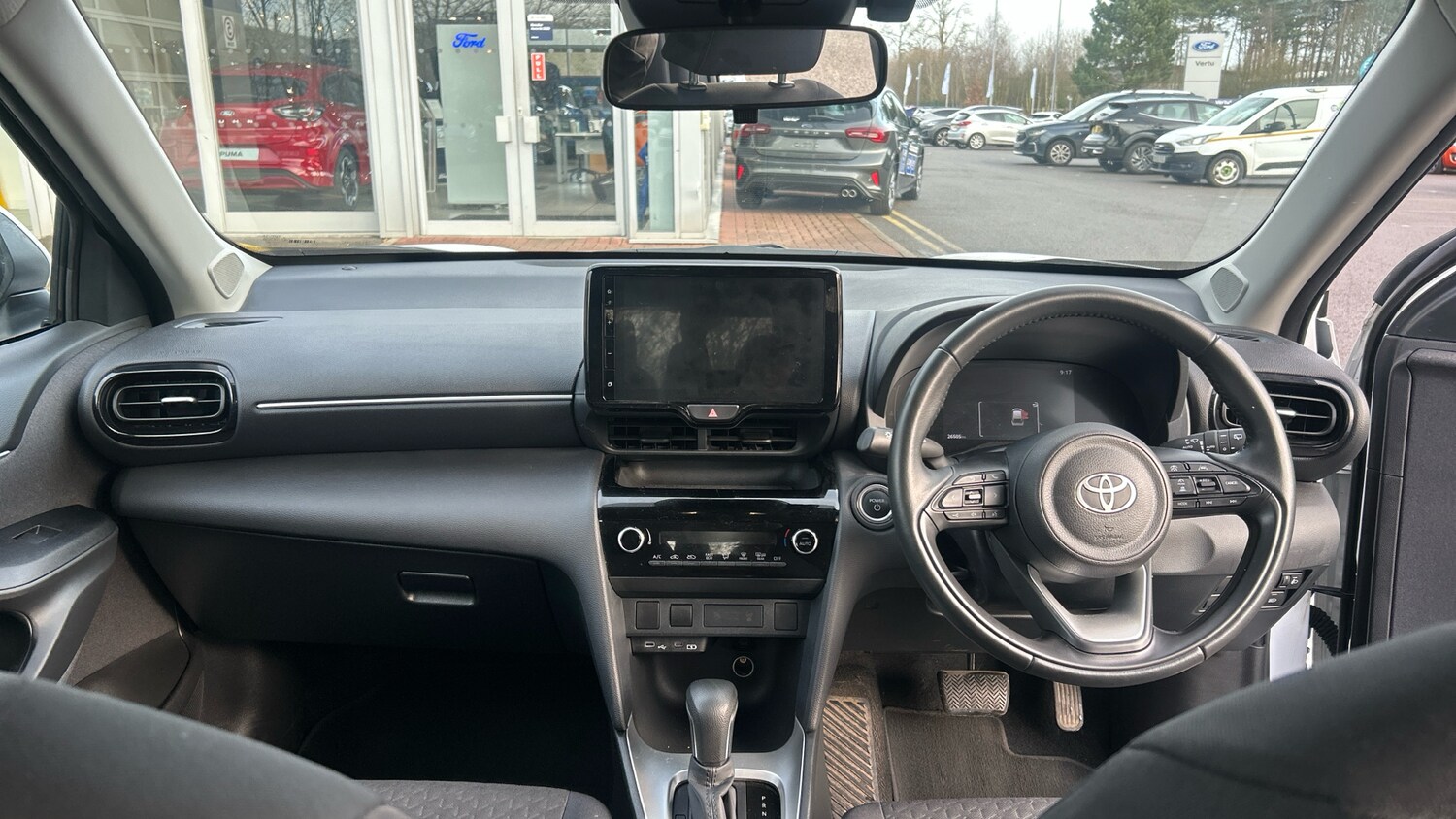 Used Toyota Yaris Cross 2024 for sale - 77640038: Photo 10