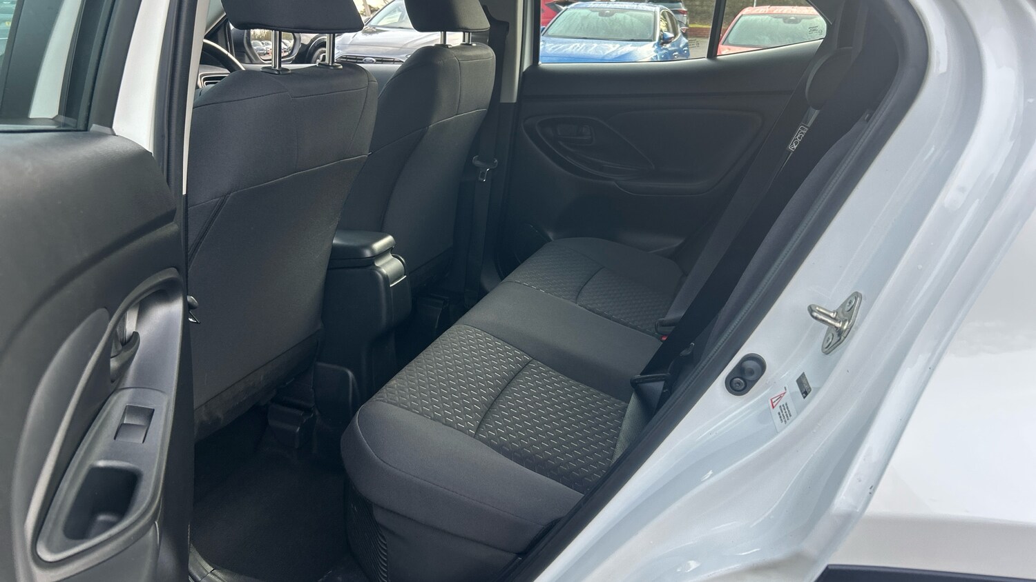 Used Toyota Yaris Cross 2024 for sale - 77640038: Photo 16