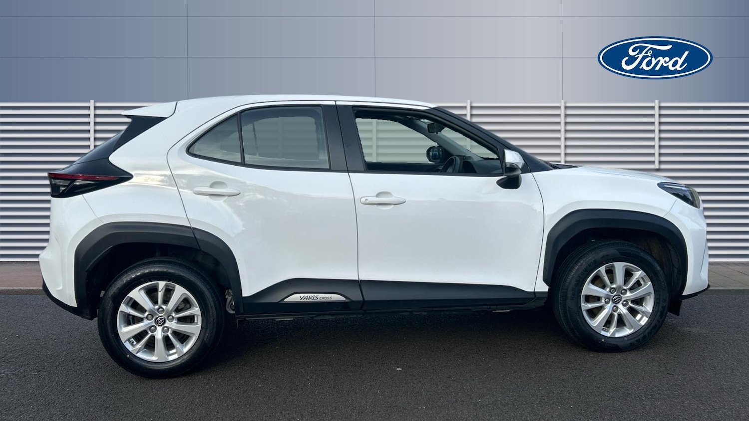 Used Toyota Yaris Cross 2024 for sale - 77640038: Photo 5