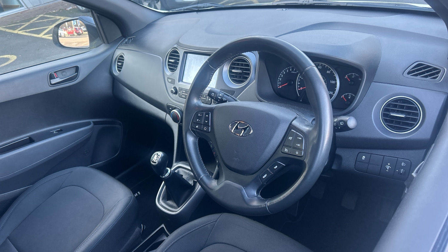 Used Hyundai i10 2019 for sale - 77032789: Photo 11
