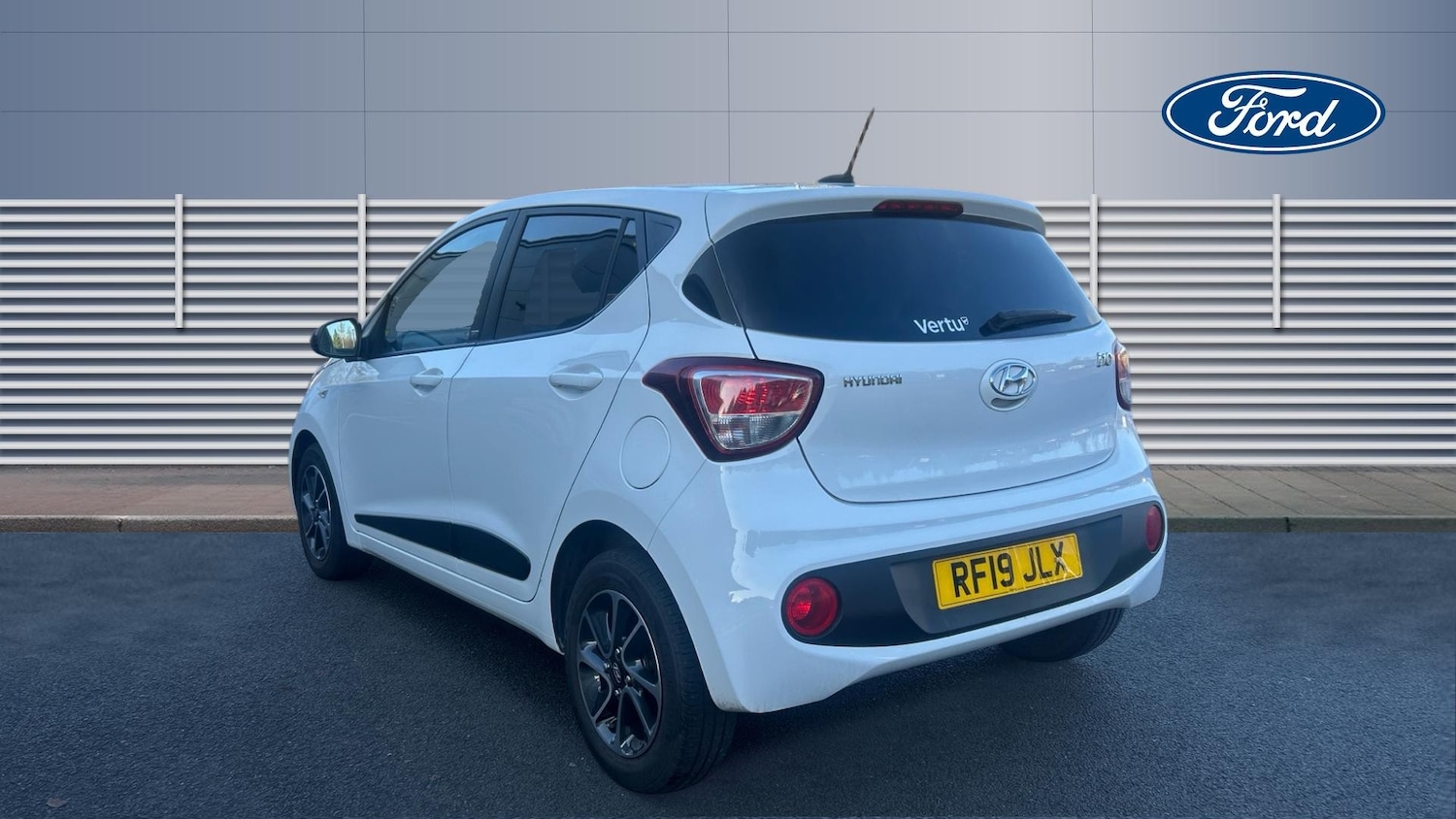 Used Hyundai i10 2019 for sale - 77032789: Photo 2