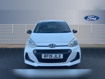 Used Hyundai i10 2019 for sale - 77032789: Photo