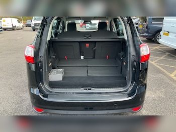 Used Ford Grand C-Max 2016 for sale - 78053087: Photo