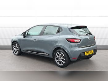 Used Renault Clio 2018 for sale - 79661605: Photo