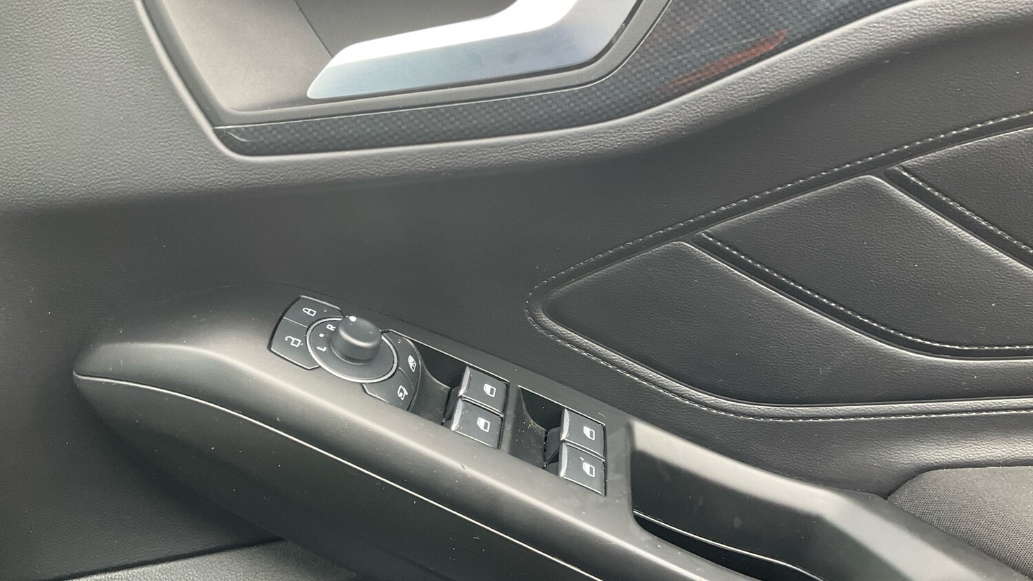 Used Ford Focus 2023 for sale - 76374034: Photo 30